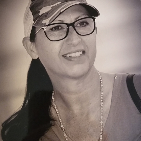 Meet your Posher, Sherri - Picture 3 of 4